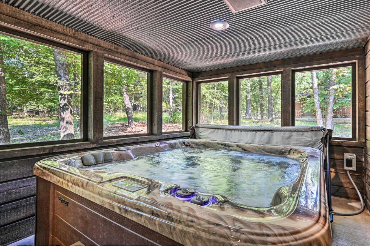 Luxe Broken Bow Cabin With Tesla Charging Station Stephens Gap Экстерьер фото